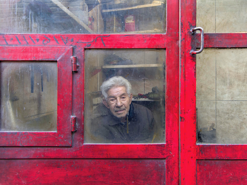 Red frame von Abbas Arabzadeh