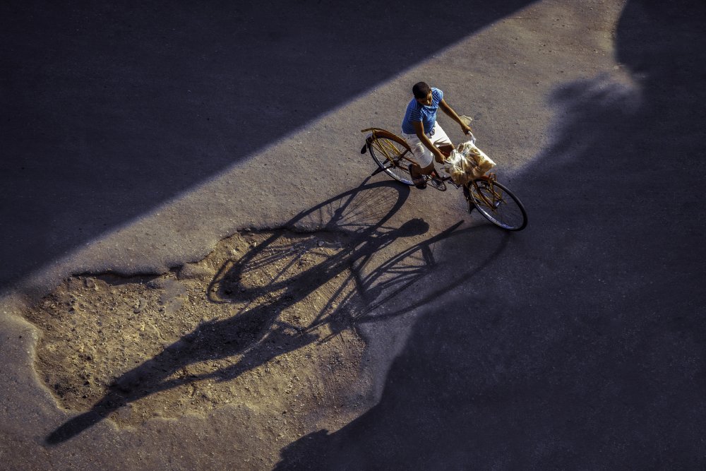 Playing with the golden hour bike von abdotahoon20