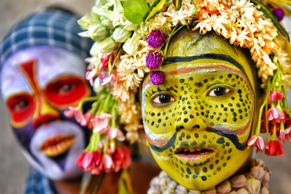 Face painting duo von Abhraneel Chakraborty