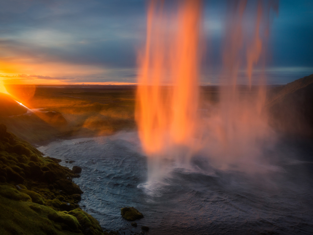 Pouring Light von Adrian Popan