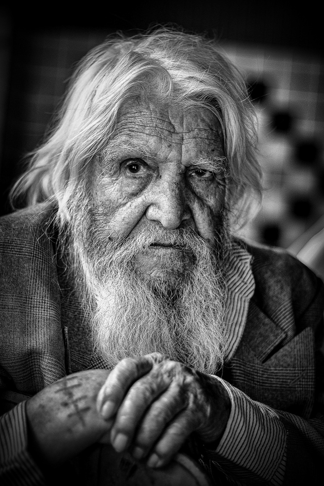 Old Man von Afshin Saeidinia