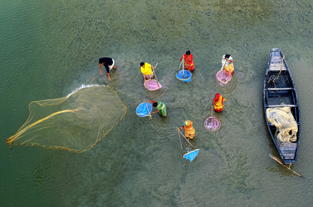 Fishing von Ajit Kumar Majhi