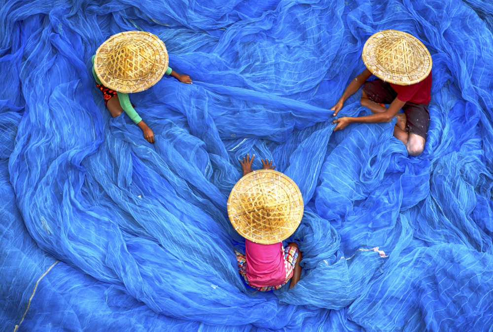 Fishing Net von Ajit Kumar Majhi