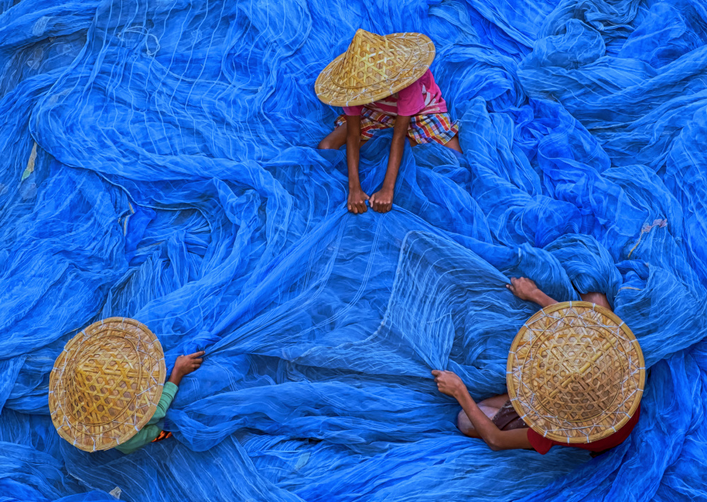 Fishing Net von Ajit Kumar Majhi