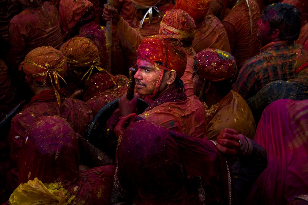 A Young Man at the Samaj During Holi von Ajit Rana