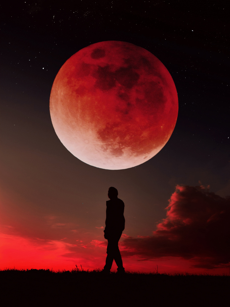 Red Full Moon von Al Barizi