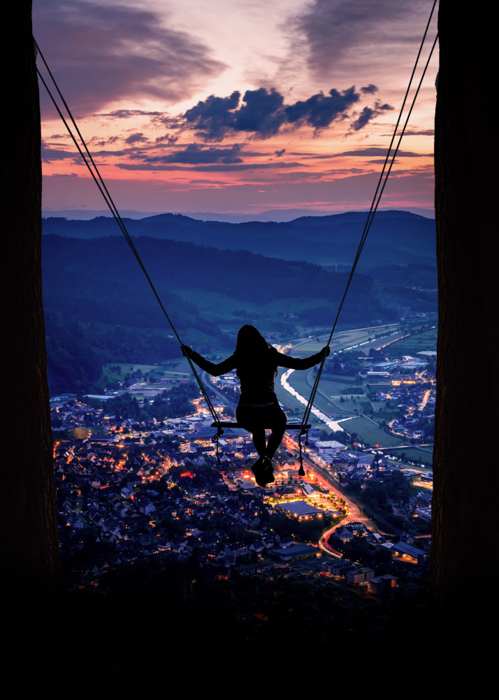 Silhouette Of A Woman On A Swing von Al Barizi