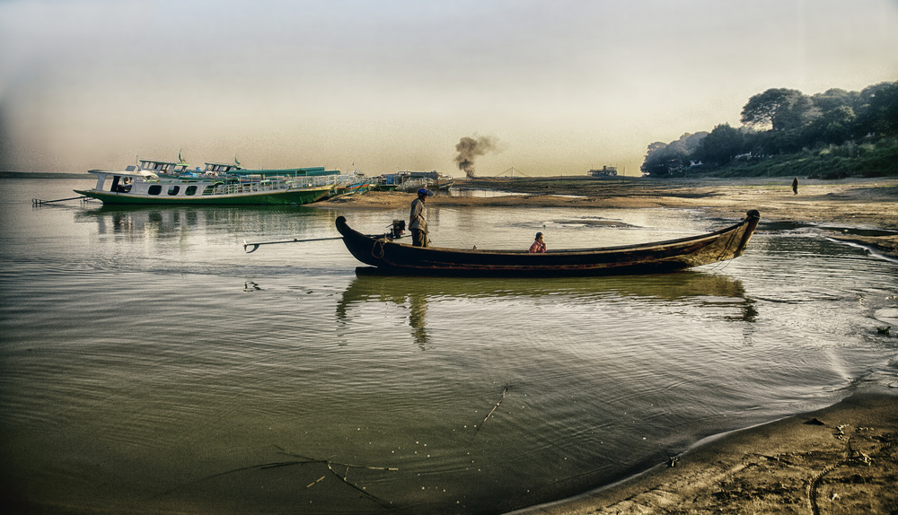 the river Myanmar von Alain Mazalrey