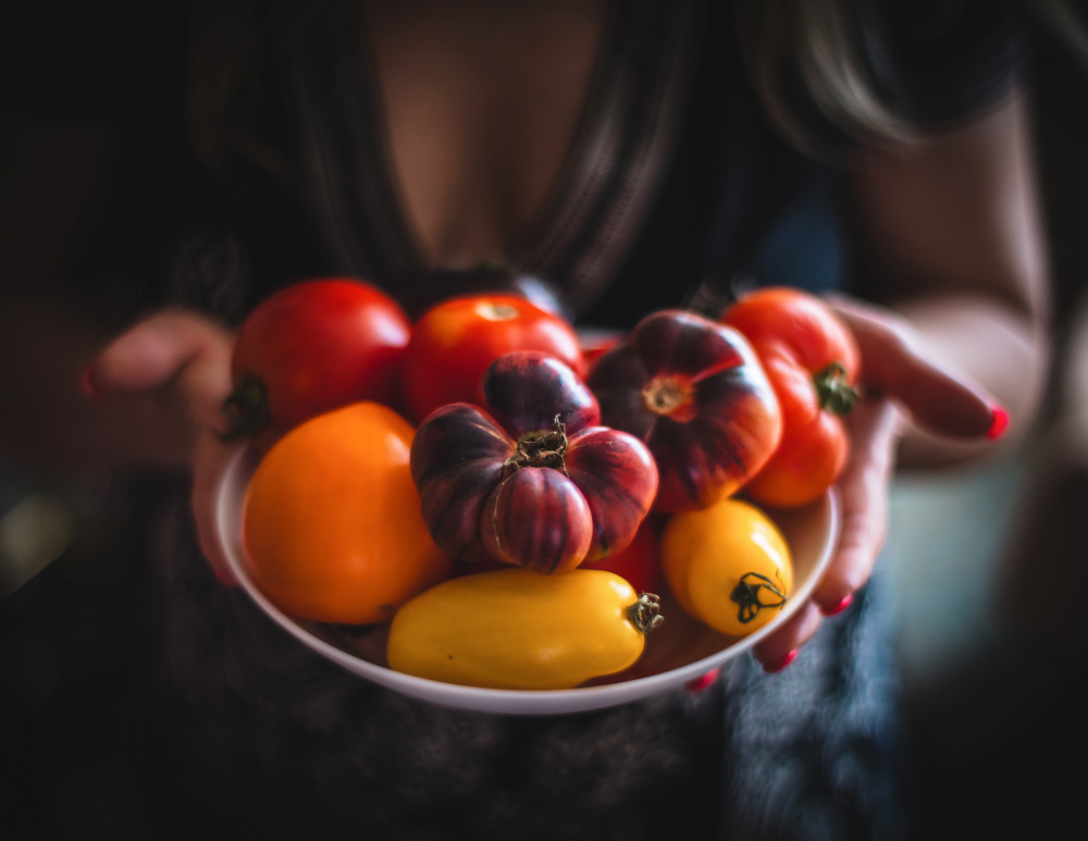 Tomatoes in the plate von Aleksandrova Karina