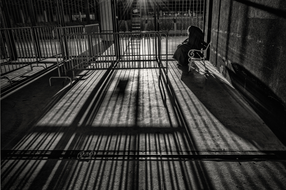 Fences, shadows von Aleš Klabus