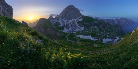 Morning in the mountains