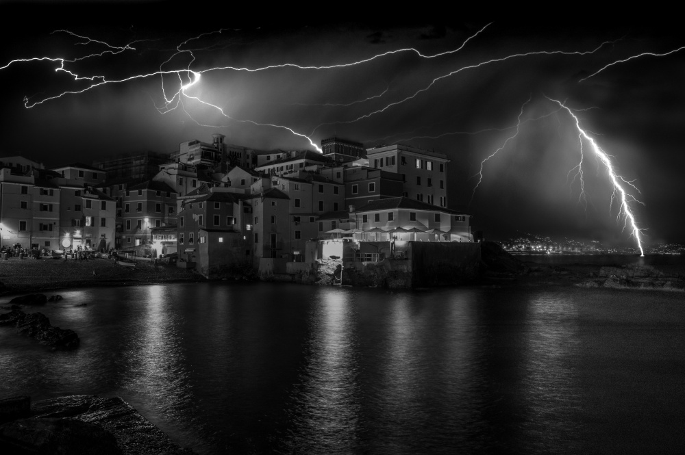 Fairytale night in Boccadasse von Alessandro Traverso