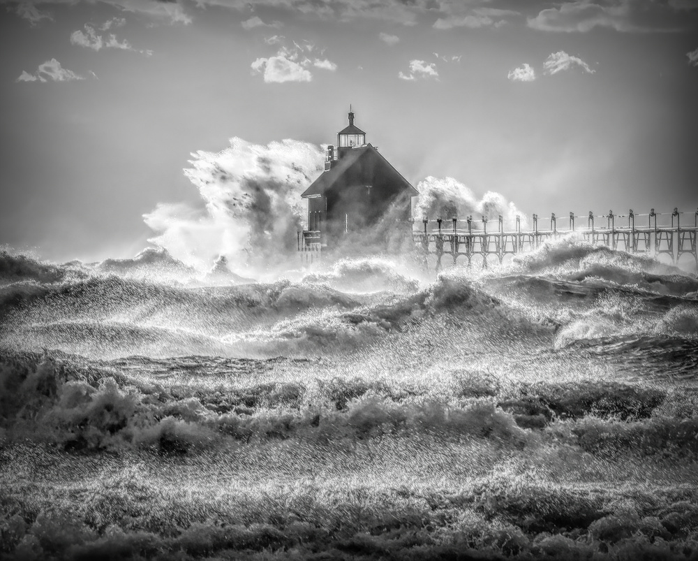 Roaring Waves von Alex Li