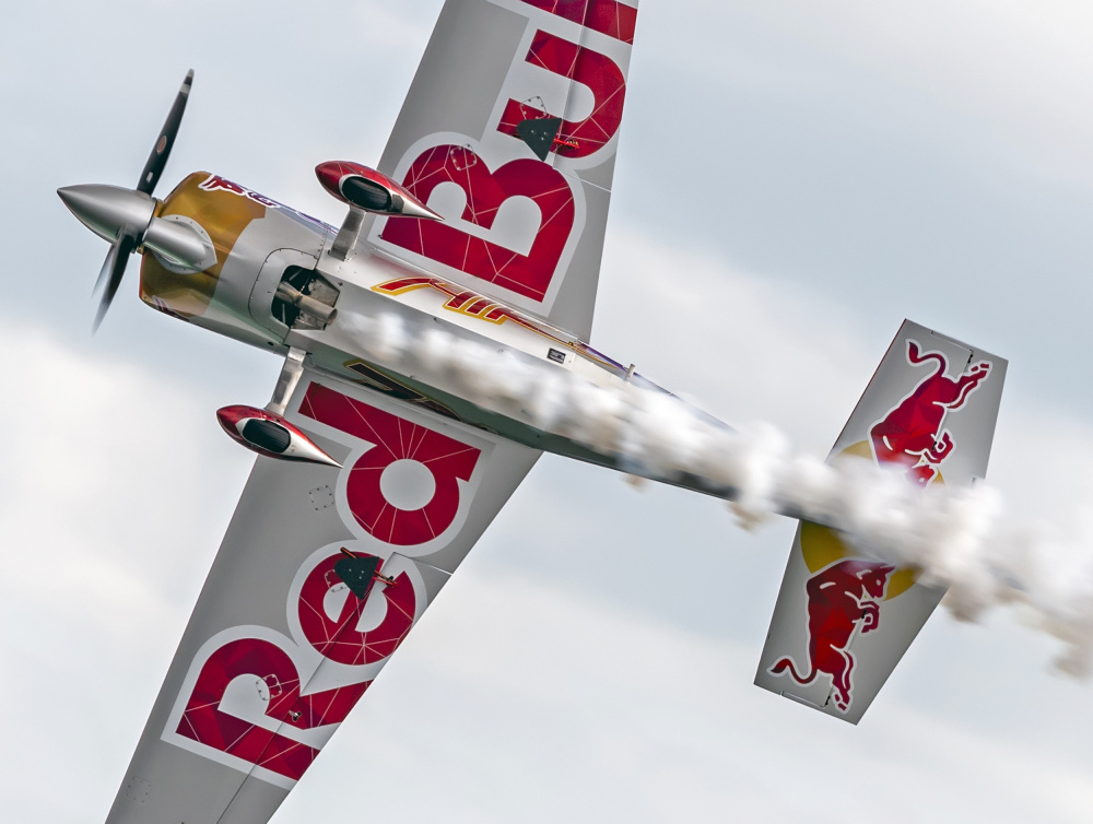 RedBull plane von Alexander Bondarenko