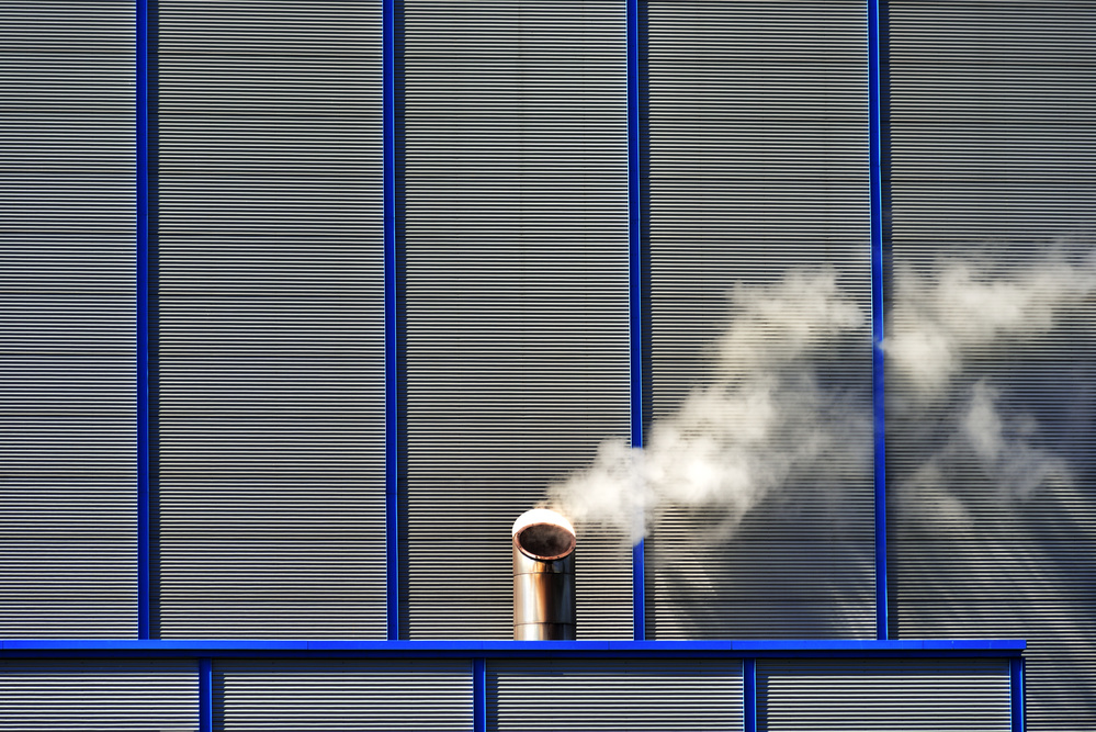 Smoke and Lines von Alexander Buss