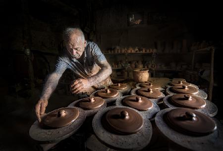 pottery master