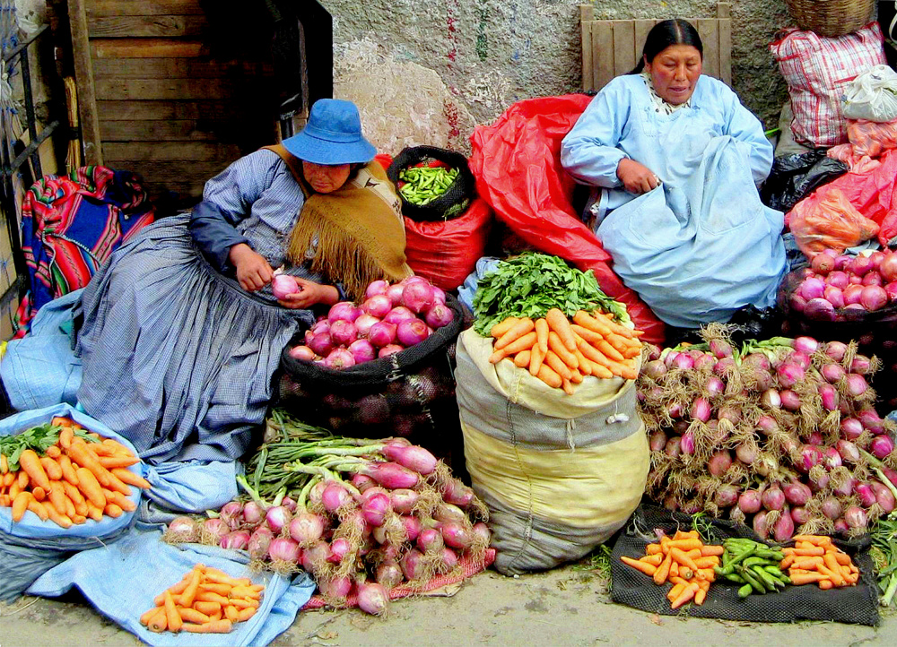 Morning market - Cusco, Peru von Aliza Riza