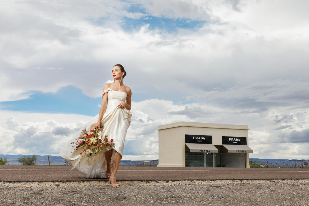 Marfa, Prada von Amalya Shandelman