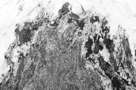 Black and White Marble Mountain 05