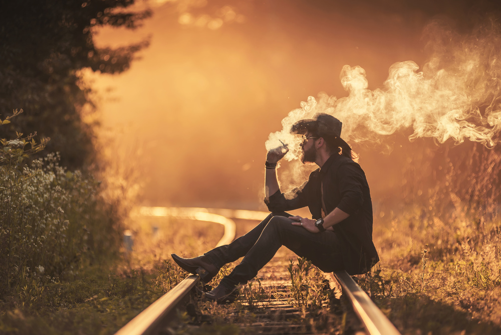 waiting for the train von Amir Bajrich