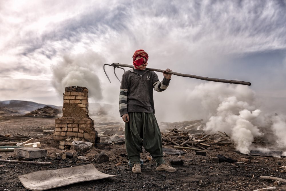 Coal worker von amir masoud arabshshi