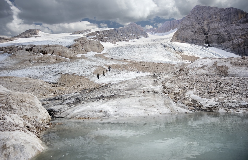 Expedition to the Glacier von Andrea Auf dem Brinke