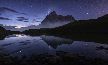 The reflection on the lake