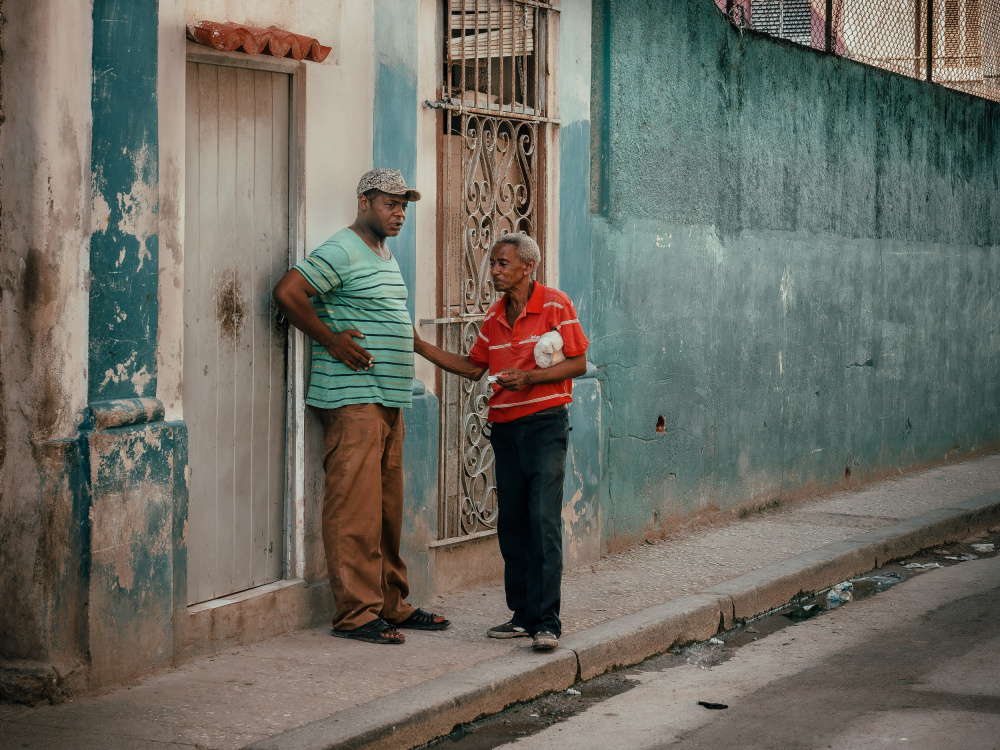 Talking in the Street von Andreas Bauer