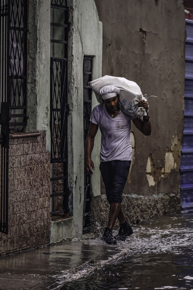 Flooding Havana von Andreas Bauer