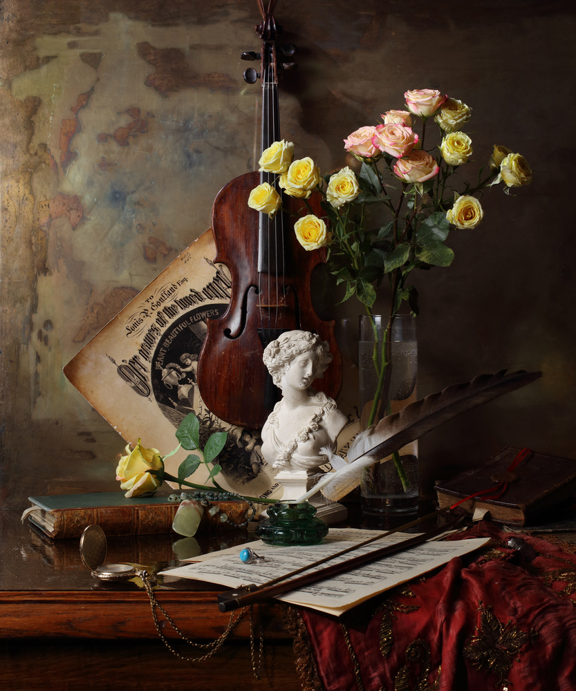 Still life with violin and bust von Andrey Morozov