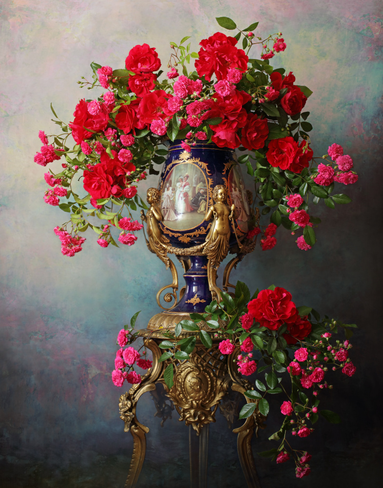 Still life with red roses von Andrey Morozov