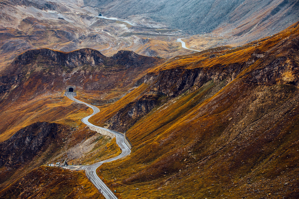 Road von Angyalosi Beáta