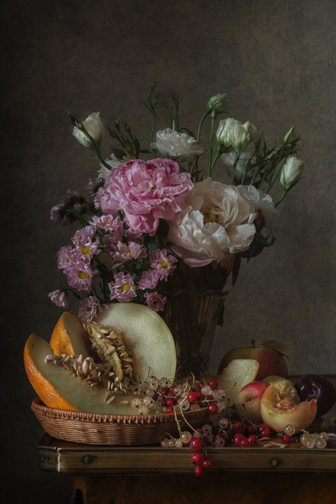 Flowers and melon von Anna Petina