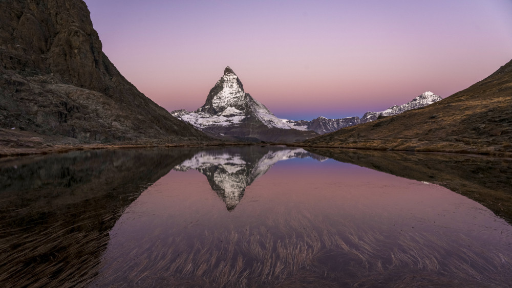 Matterhorn pink morning von Annie Zhang