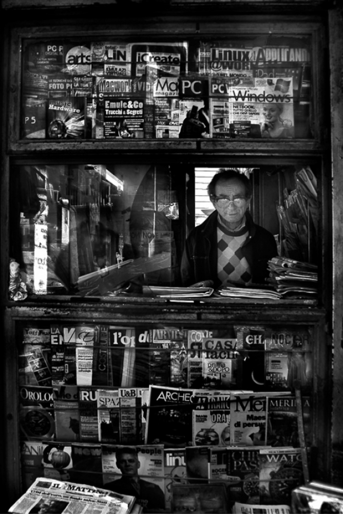 Newsagent... von Antonio Grambone