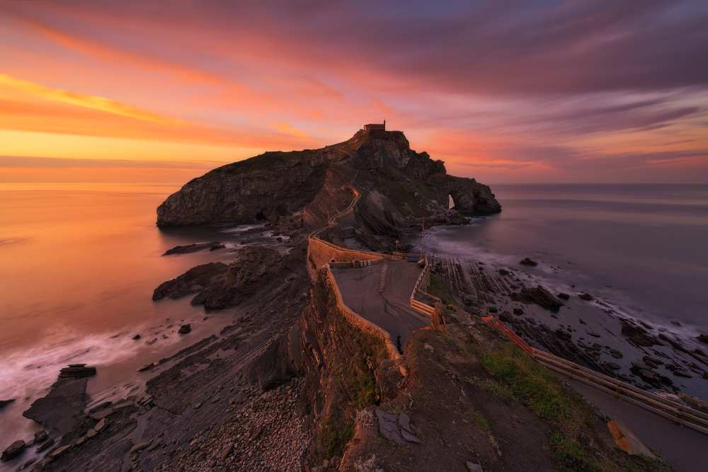 Gaztelugatxe von Antonio Carrillo Lopez