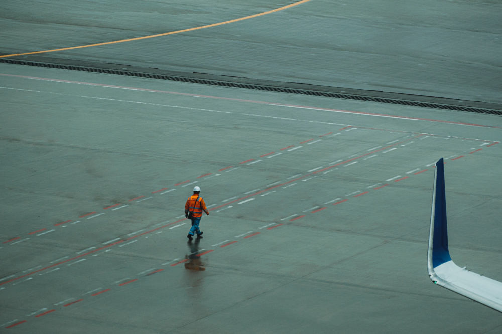 Rainy Airport von Arata Kaido