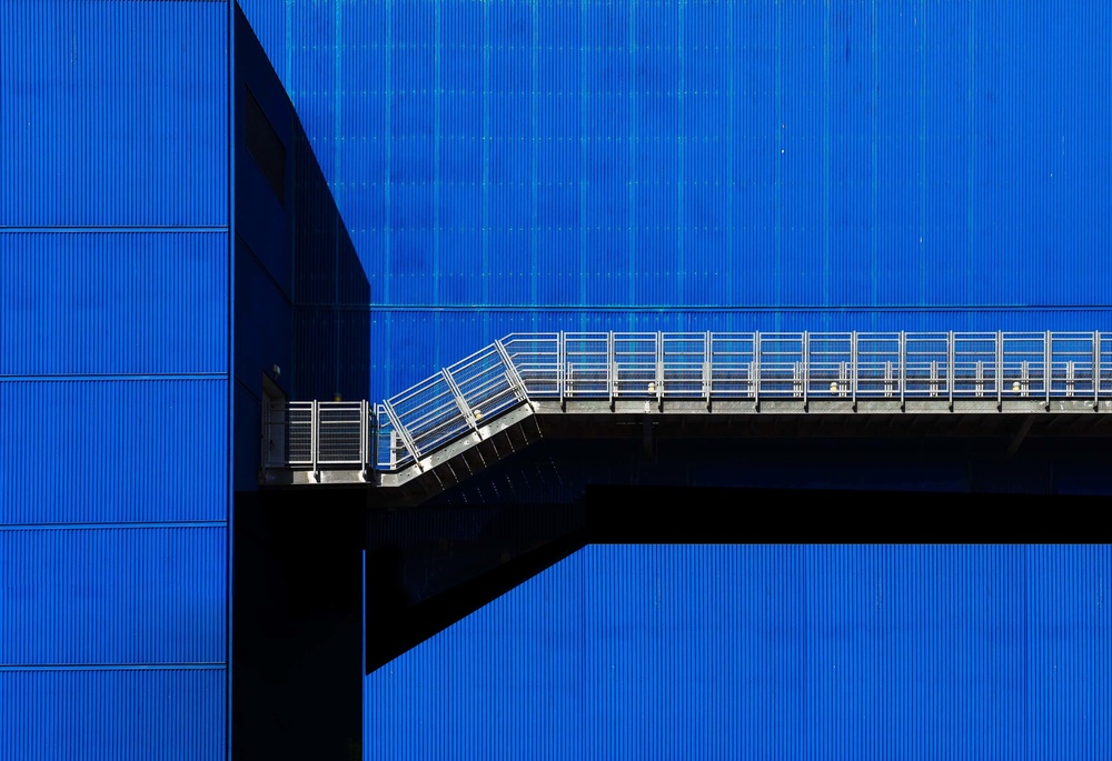 Blue on Blue von Arnon Orbach