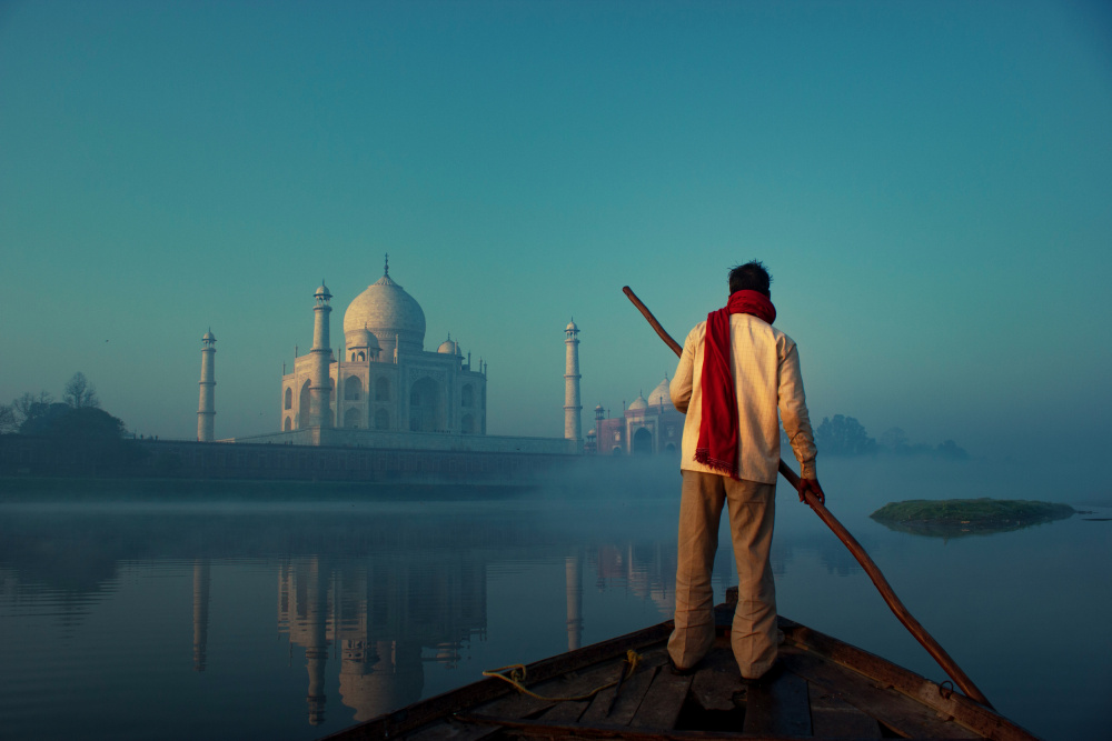 Eternal Sail at Taj Mahal von Arun R Hegden