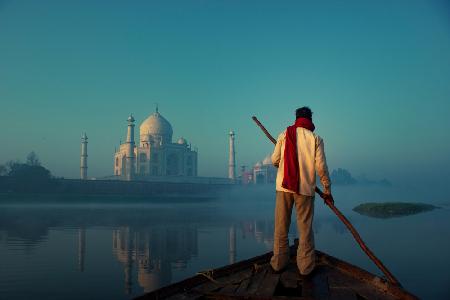 Eternal Sail at Taj Mahal