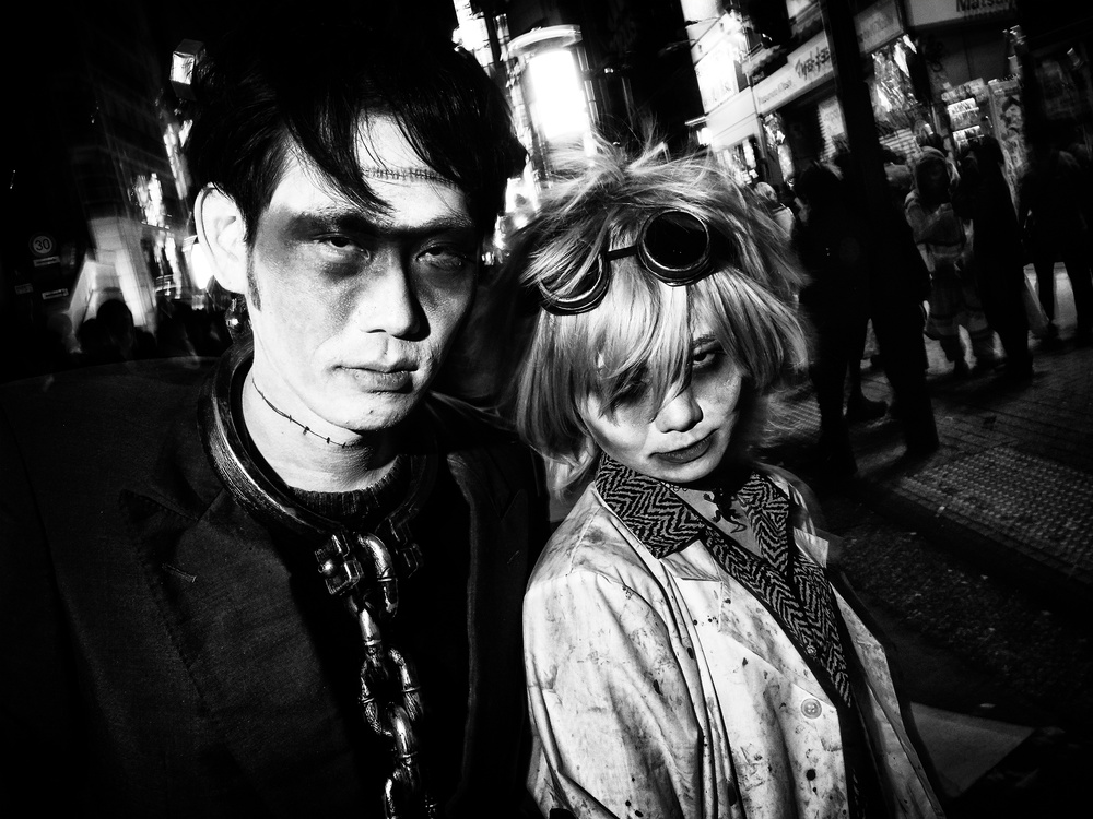 Shibuya Street - TOKYO 2016 von Ash Shinya Kawaoto