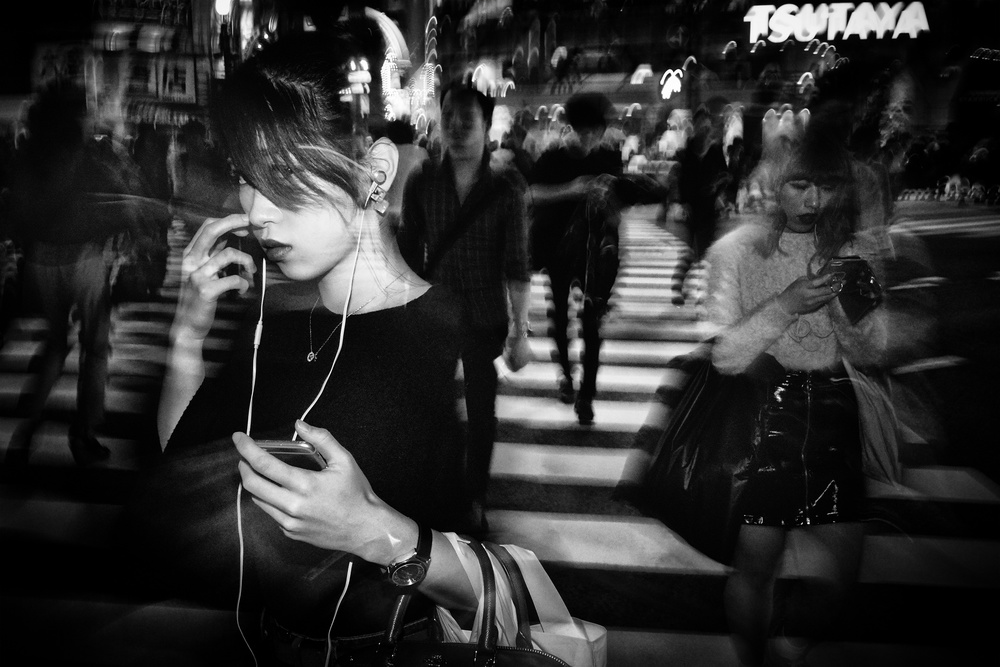 Shibuya Street - TOKYO 2017 von Ash Shinya Kawaoto