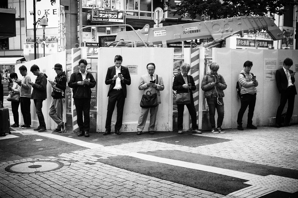 Shibuya Street - TOKYO 2018 von Ash Shinya Kawaoto