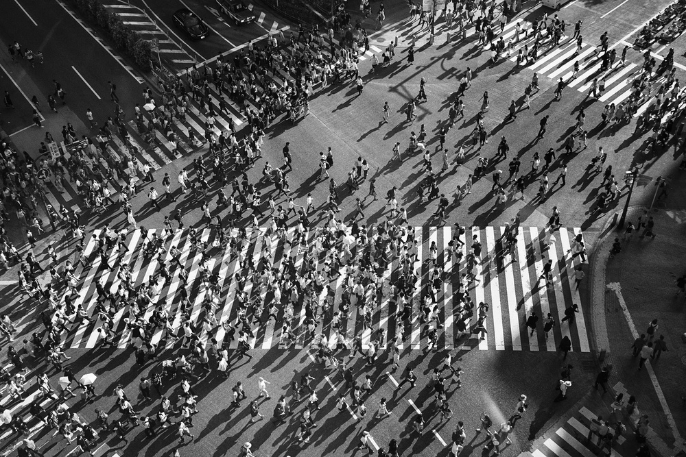 Shibuya Street - TOKYO 2018 von Ash Shinya Kawaoto