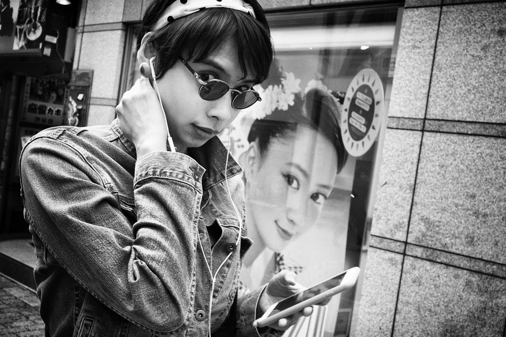 Shibuya Street - TOKYO 2018 von Ash Shinya Kawaoto