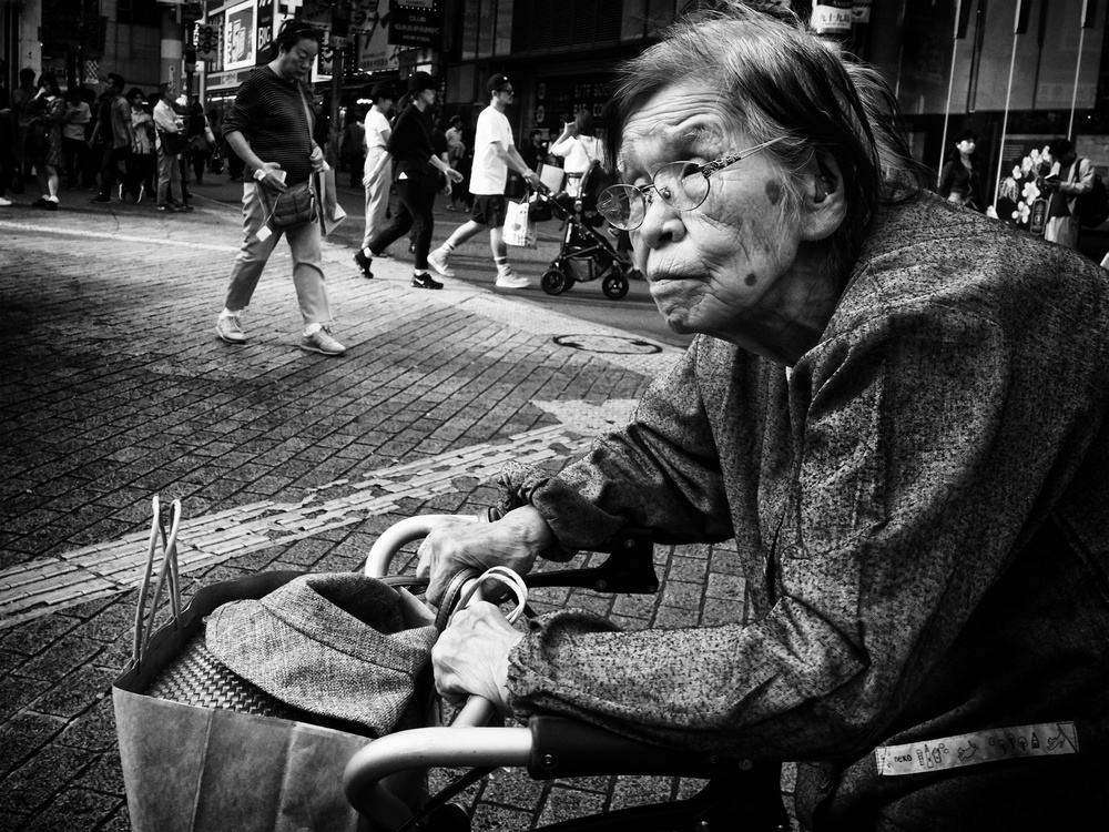 Shibuya Street - TOKYO 2018 von Ash Shinya Kawaoto