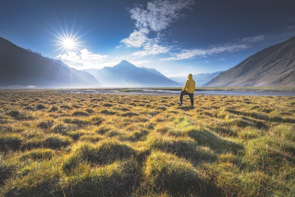 INTO THE LIGHT von Ashish Kamble