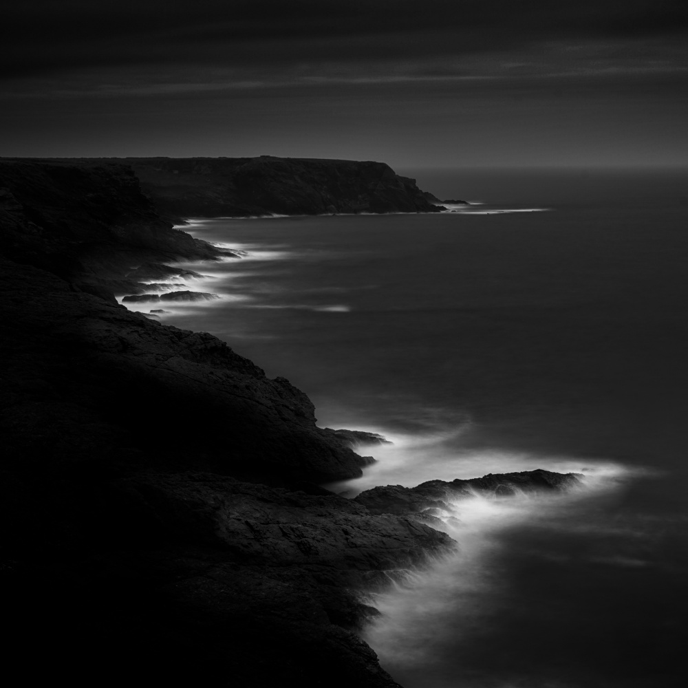 De vagues rochers que les marées dépassent von av peteghium