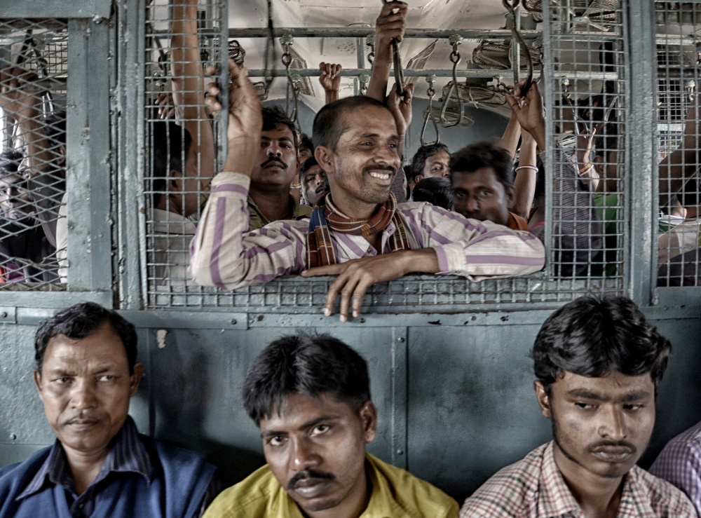 Life in a Metro von Avishek Das