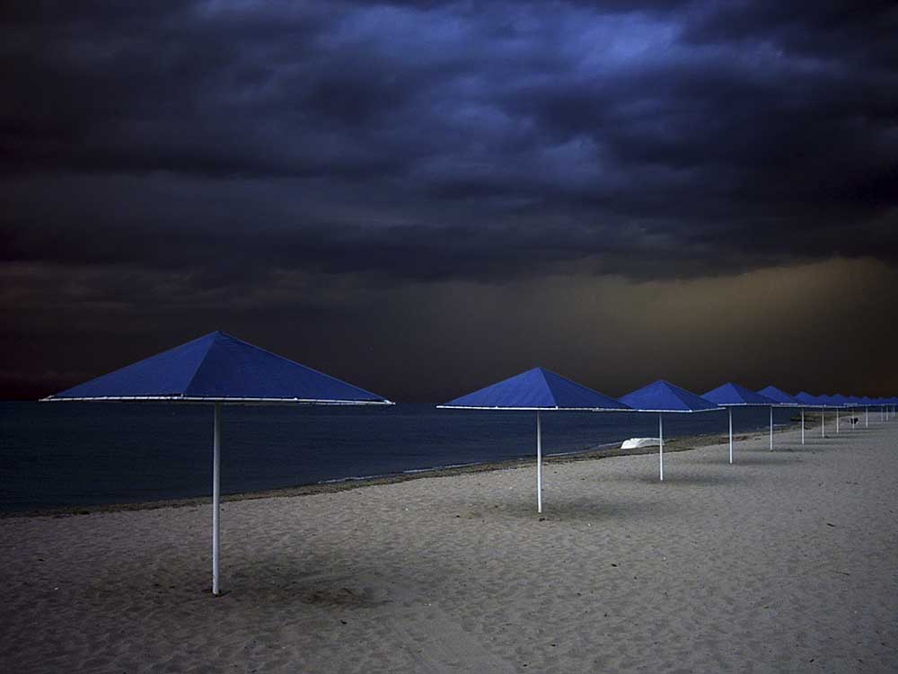 Umbrella Blues von Aydin Aksoy